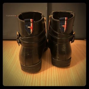 Tommy Hilfiger Black Booties 7.5